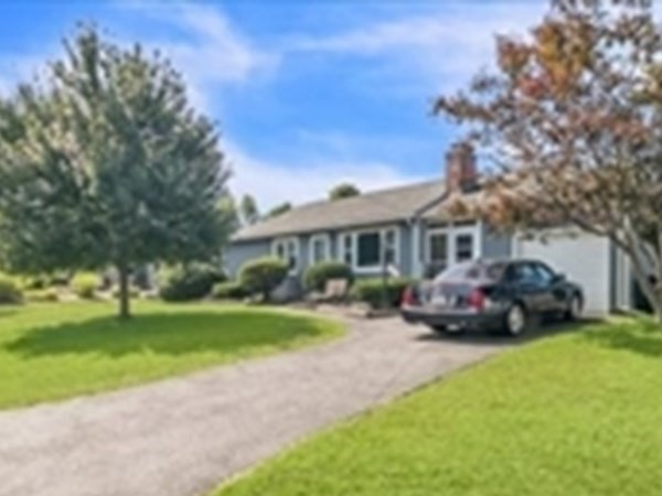 48 Greenlawn Street Springfield, MA 01119 - Photo 39 of 39 a front view of a house with garden