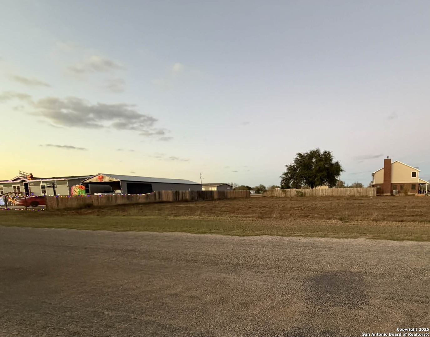 17-16 Merle Dilley, TX 78017 - Photo 4 of 4