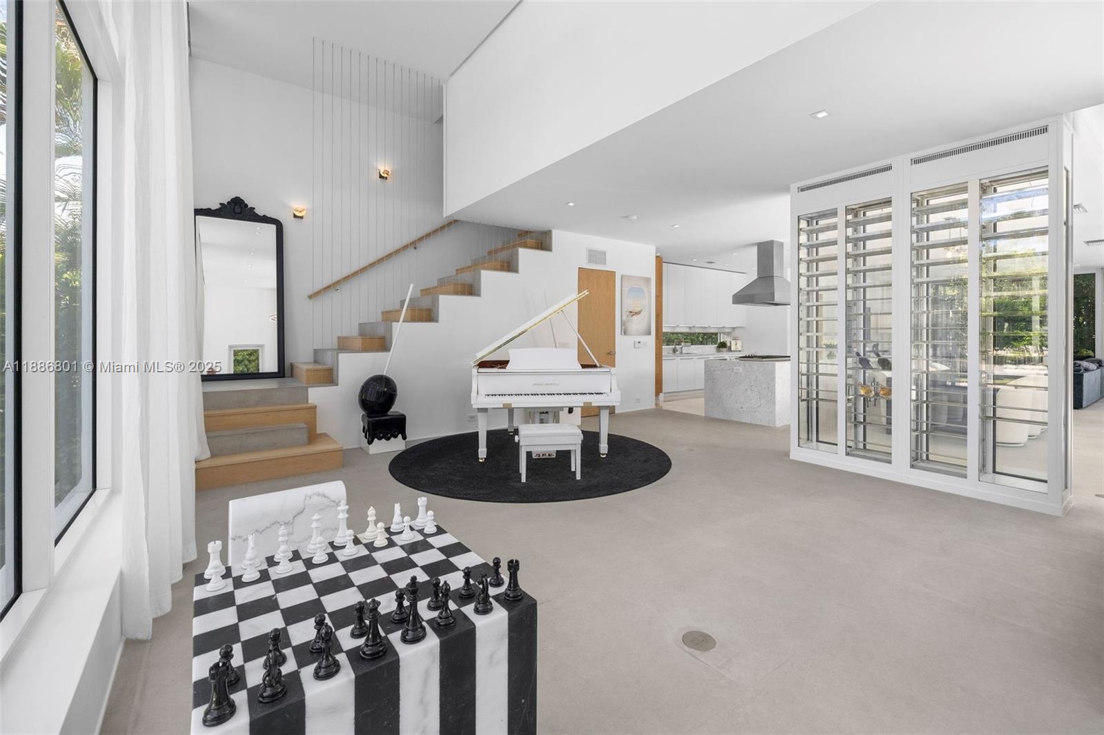 4433 North Bay Road Miami Beach, FL 33140 - Photo 12 of 71 a view of an entryway with workspace