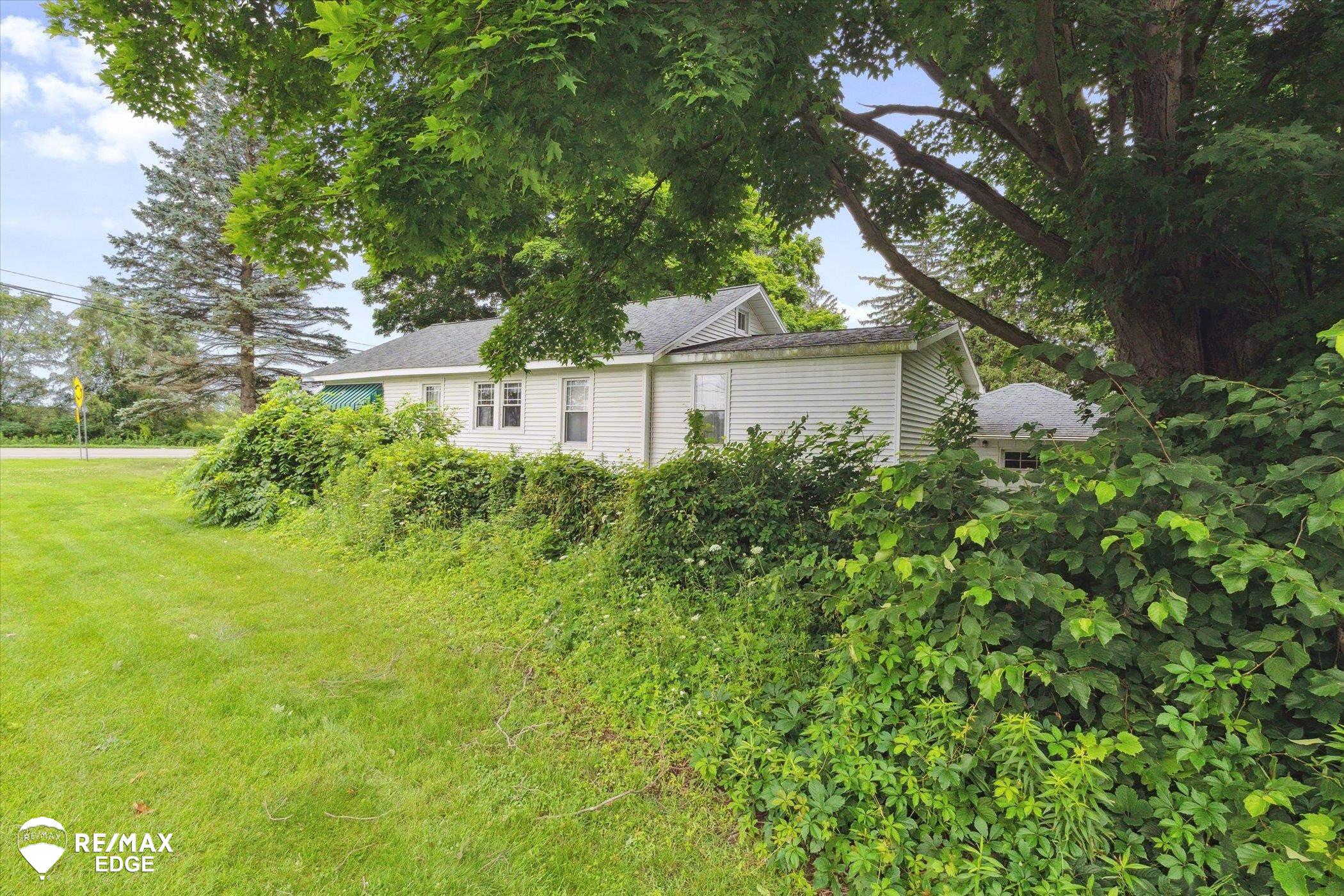 3446 Davison Road Lapeer, MI 48446 - Photo 41 of 43