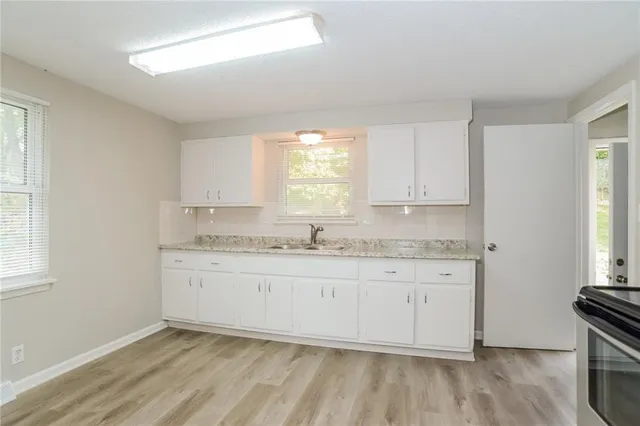 $1,750 | 6925 North Hickory Street, Kansas City, MO 64118