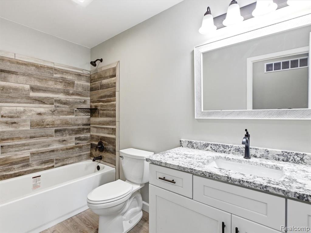2971 Beach Road Port Huron, MI 48060 - Photo 21 of 29
