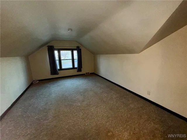 $1,400 | 91 Bloomfield Avenue, Lancaster, NY 14043