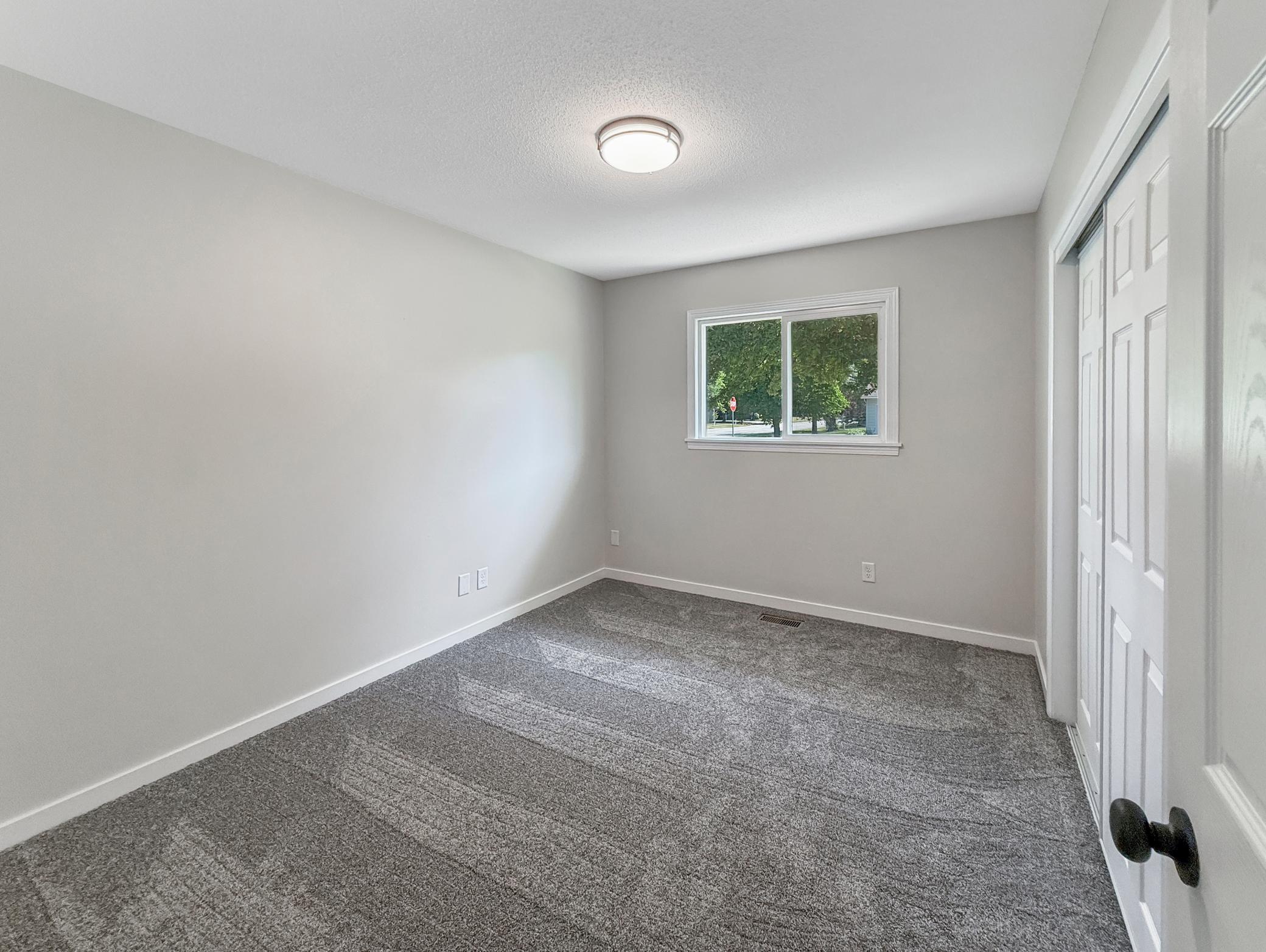 2403 18th Street South Moorhead, MN 56560 - Photo 17 of 33