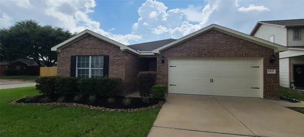 $264,900 | 11826 Belle Court, Pinehurst, TX 77362