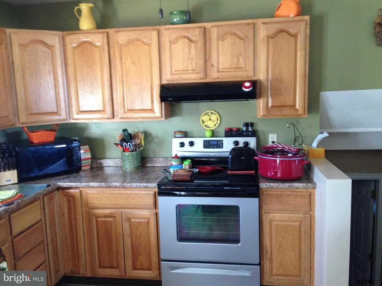 6120 Gardner Road Spring Grove, PA 17362 - Photo 10 of 17