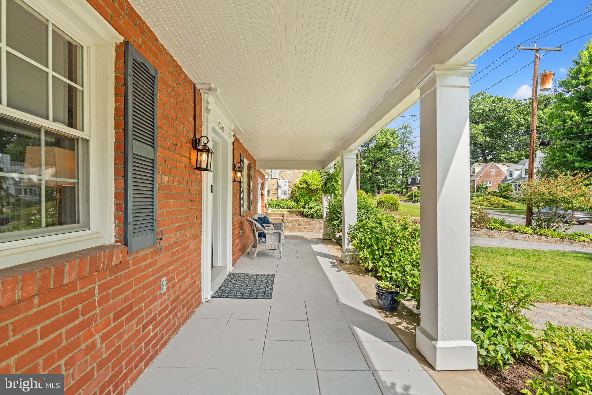 10208 Edgewood Avenue Silver Spring, MD 20901 - Photo 5 of 40 Front Porch