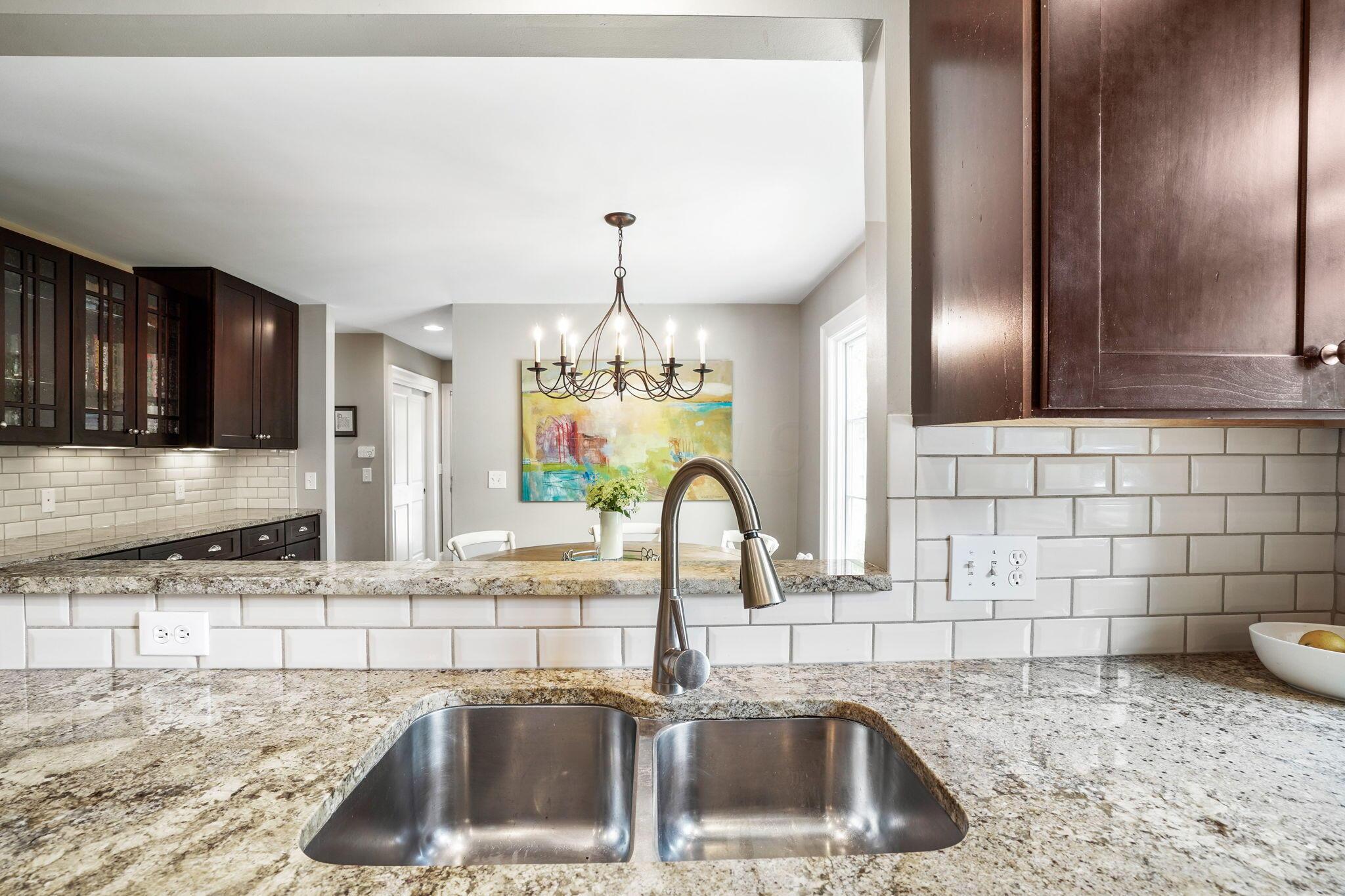 2076 Elgin Road Columbus, OH 43221 - Photo 31 of 82 31-web-or-mls-DSC00570