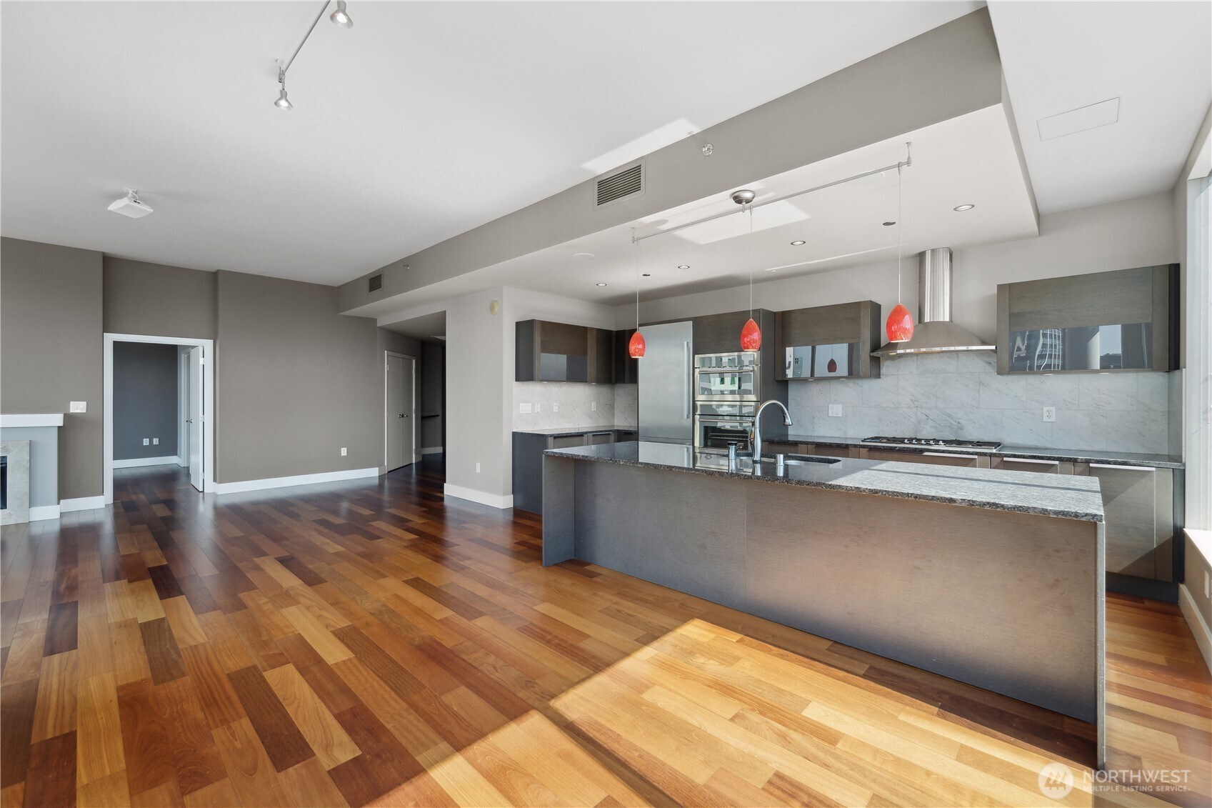 737 Olive Way, Unit 3100 Seattle, WA 98101 - Photo 14 of 33