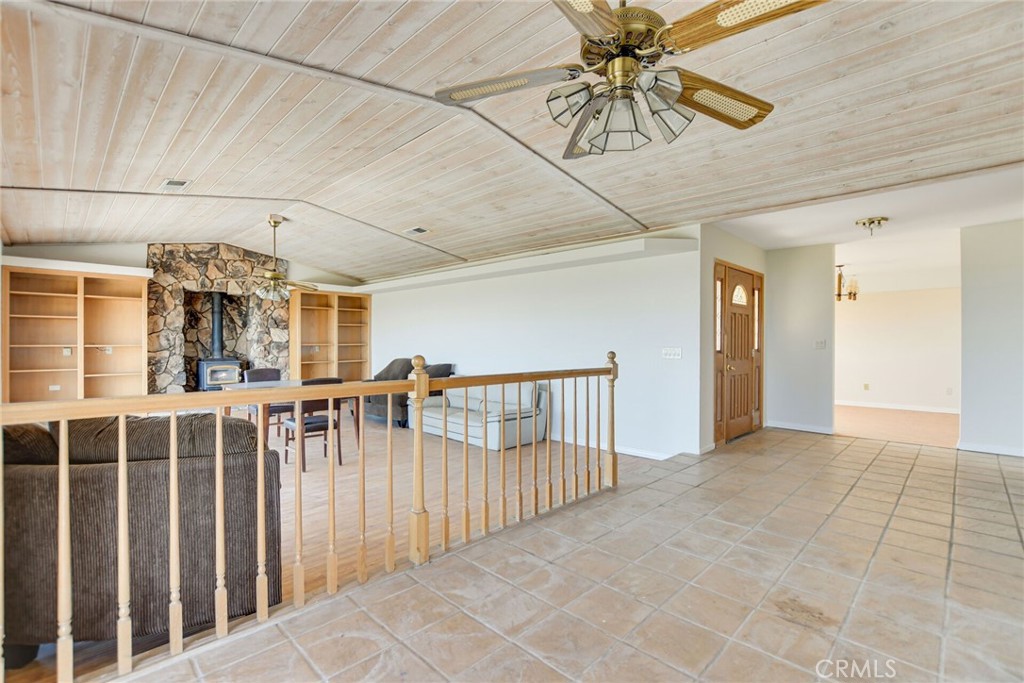 2929 Snow Line Drive Pinon Hills, CA 92372 - Photo 16 of 67