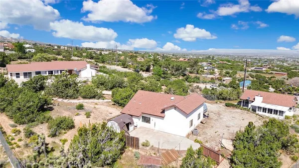 $699,900 | 2929 Snow Line Drive, Pinon Hills, CA 92372