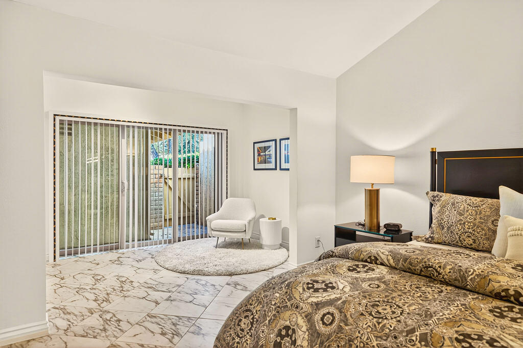 45668 Pueblo Road Indian Wells, CA 92210 - Photo 11 of 27 -13