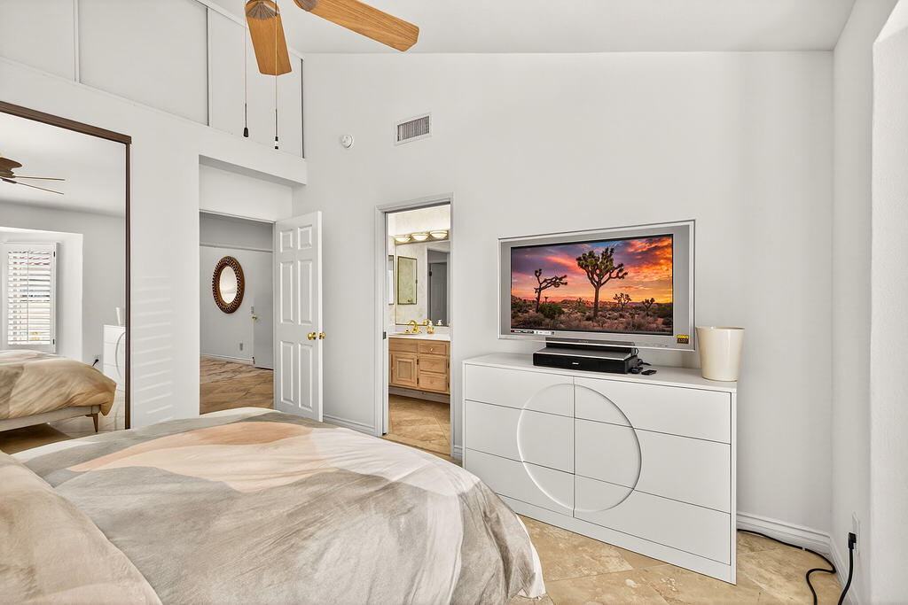 45668 Pueblo Road Indian Wells, CA 92210 - Photo 18 of 27 -20