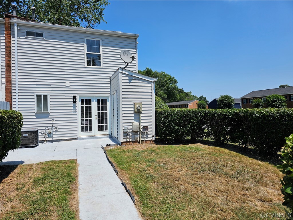 3501 Luckylee Crescent Richmond, VA 23234 - Photo 15 of 16 a view of a house with a yard