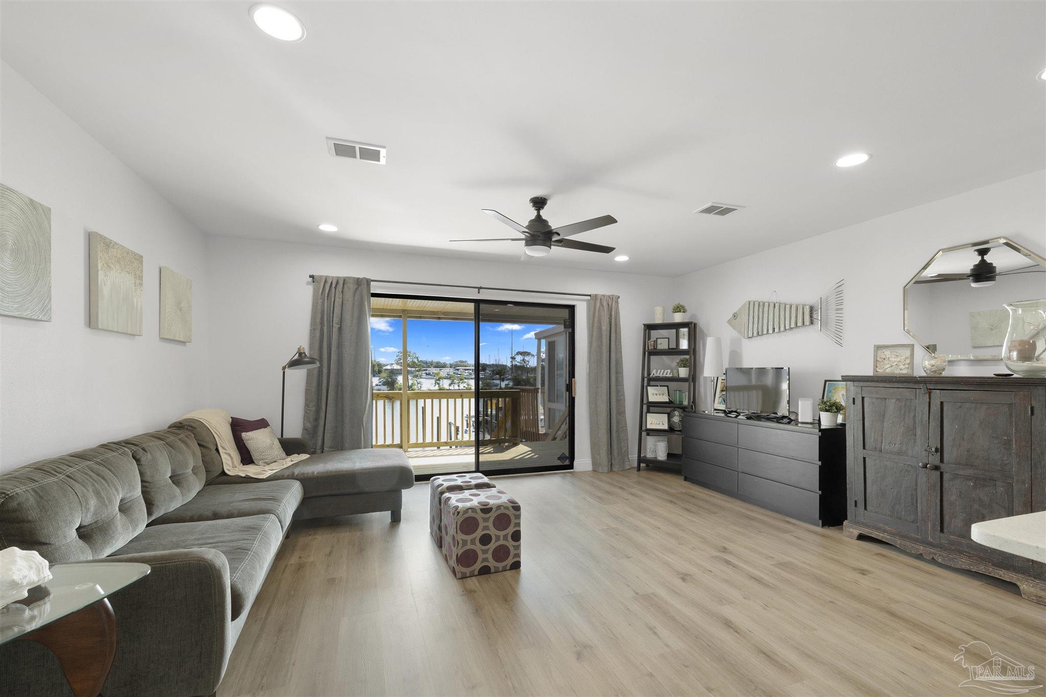 1280 Mahogany Mill Road, Unit 9 Pensacola, FL 32507 - Photo 15 of 37
