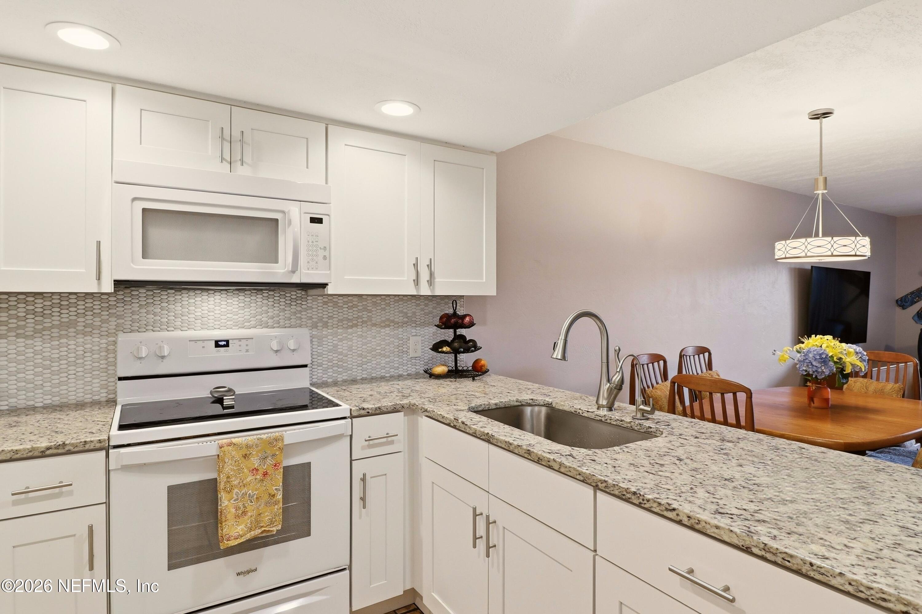 11 Dondanville Road, Unit 9 St. Augustine, FL 32080 - Photo 4 of 39 11_Dondanville_Rd_9_011
