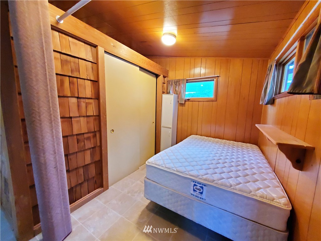10679 North Beach Road Bow, WA 98232 - Photo 15 of 18 Gallery Image 15