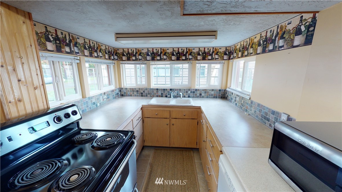 10679 North Beach Road Bow, WA 98232 - Photo 8 of 18 Gallery Image 8