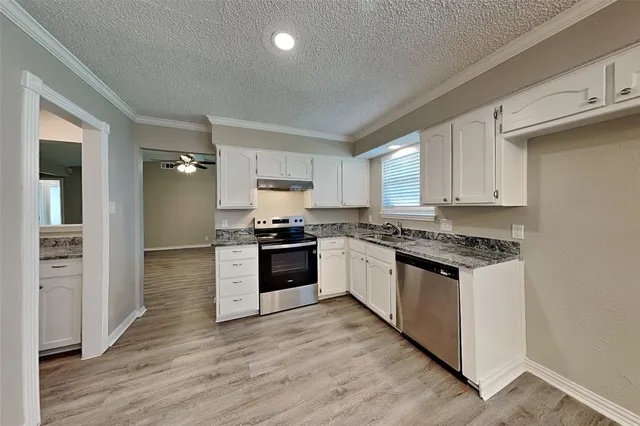 $1,850 | 7609 Clover Lane, Watauga, TX 76148