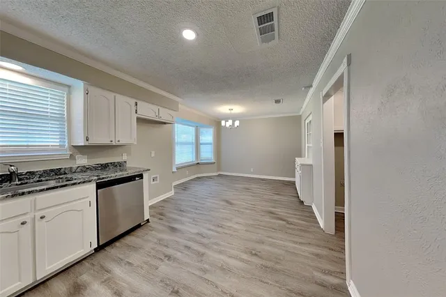 $1,850 | 7609 Clover Lane, Watauga, TX 76148