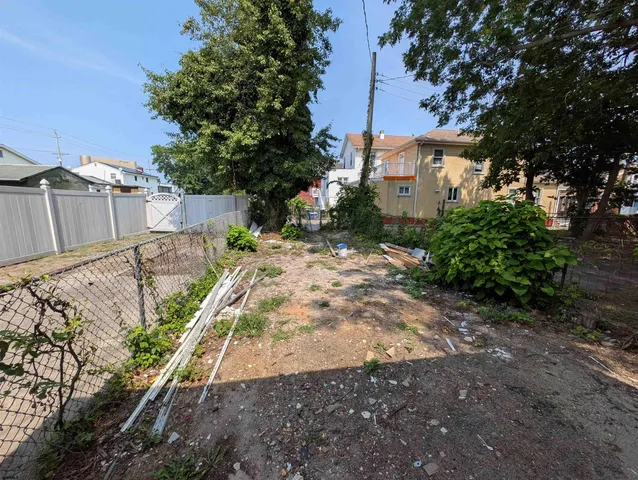 $2,425 | 1009 North Michigan Avenue, Atlantic City, NJ 08401