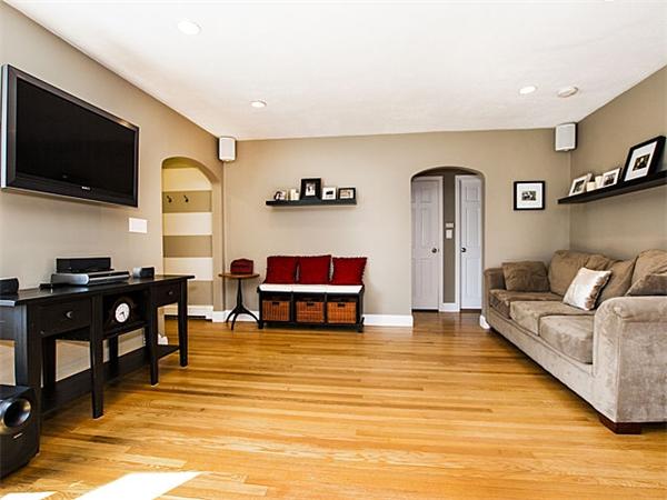 121 Summit Street Waltham, MA 02451 - Photo 8 of 21 Gallery Image 8