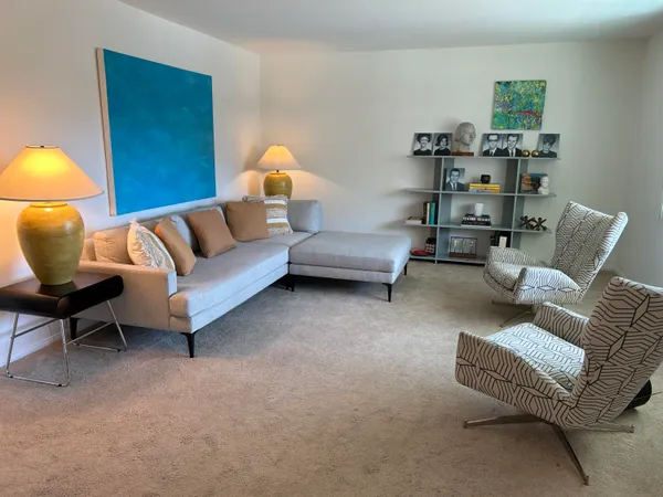 $2,500 | 1900 South Palm Canyon Drive, Unit 42, Palm Springs, CA 92264