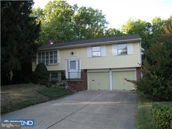 11 Parkview Road Stratford, NJ 08084 - Photo 1 of 12 Gallery Image 1