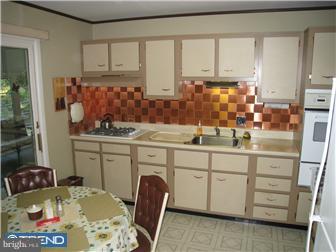 11 Parkview Road Stratford, NJ 08084 - Photo 4 of 12 Gallery Image 4