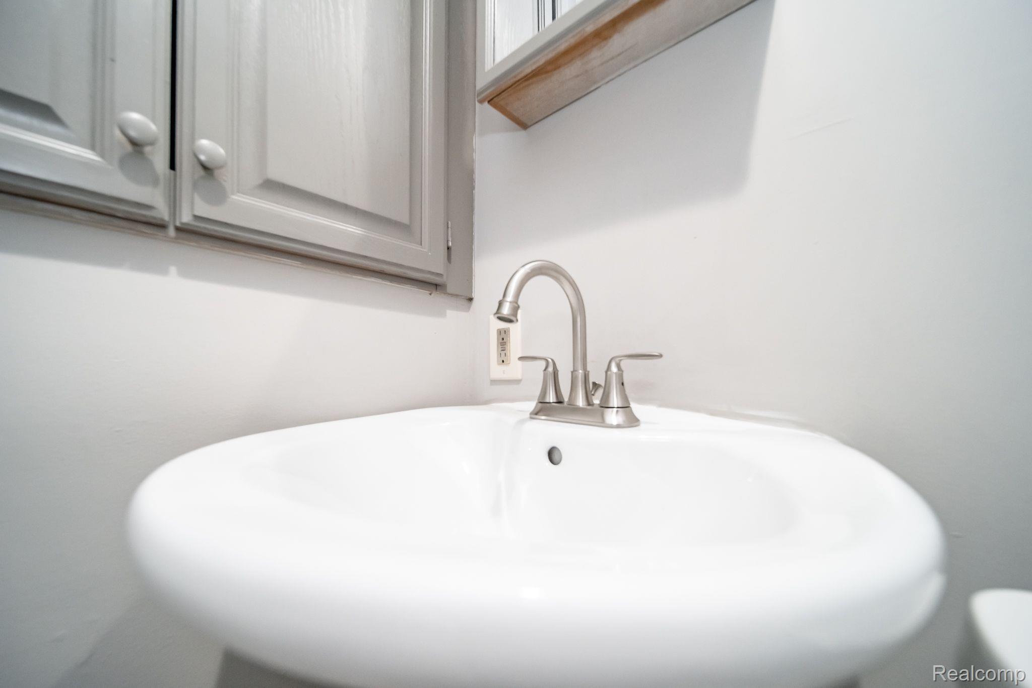 480 South Rochester Road Oakland, MI 48363 - Photo 30 of 91 Gallery Image 30
