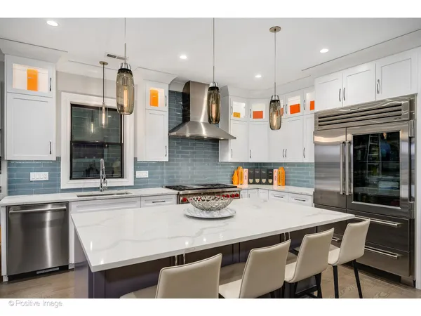 $2,095,000 | 2042 North Burling Street, Unit PH, Chicago, IL 60614