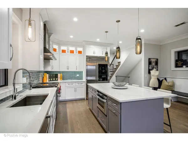 $2,095,000 | 2042 North Burling Street, Unit PH, Chicago, IL 60614