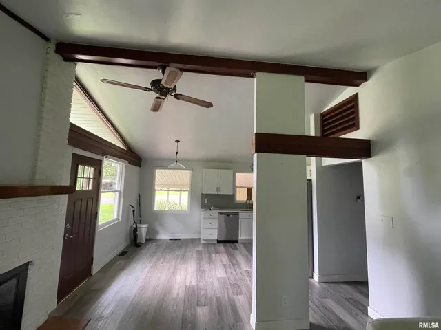 $1,499 | 2219 North Glendale Drive, Pekin, IL 61554