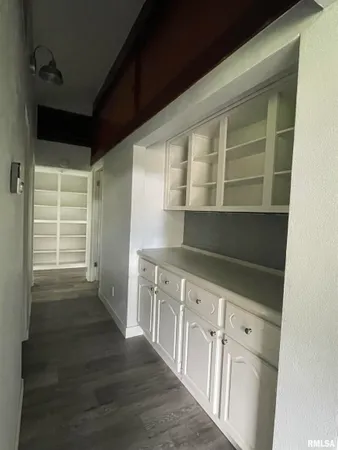 $1,499 | 2219 North Glendale Drive, Pekin, IL 61554