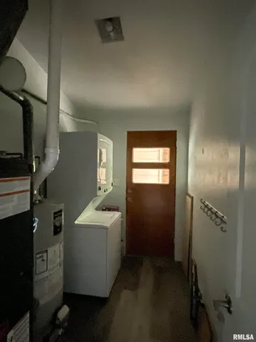 $1,499 | 2219 North Glendale Drive, Pekin, IL 61554