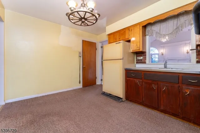 $550,000 | 12 Forest Hill Drive, Three Bridges, NJ 08887