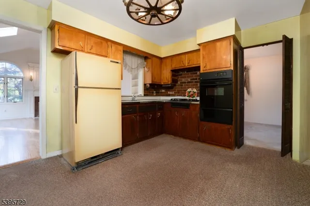 $550,000 | 12 Forest Hill Drive, Three Bridges, NJ 08887