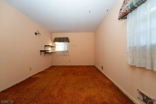 $550,000 | 12 Forest Hill Drive, Three Bridges, NJ 08887