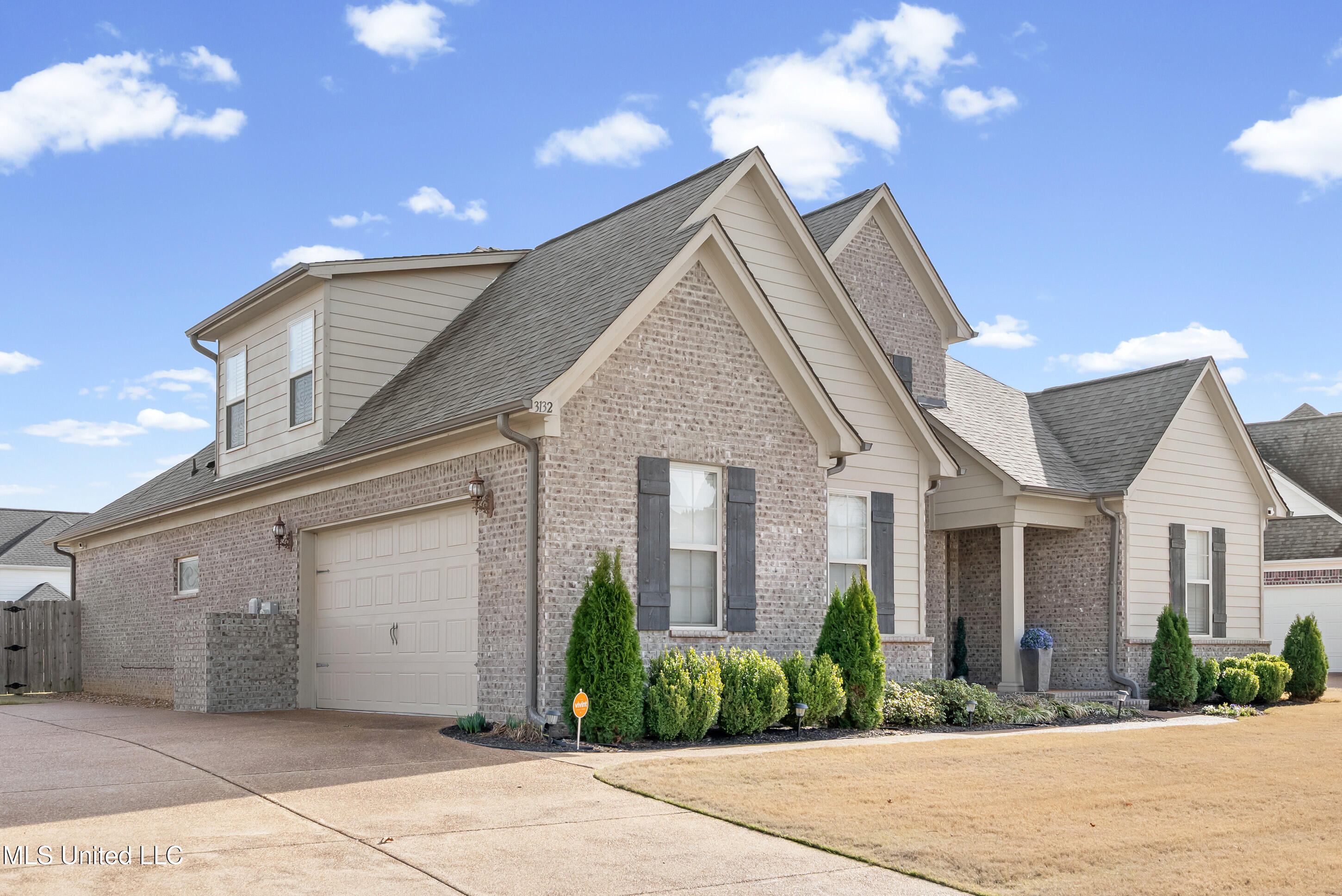 3132 East Jefferson Loop Hernando, MS 38632 - Photo 3 of 43 3_dsc03866_print