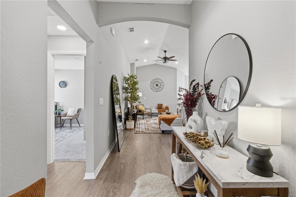 6313 Gardner Road Lakeland, FL 33813 - Photo 5 of 38