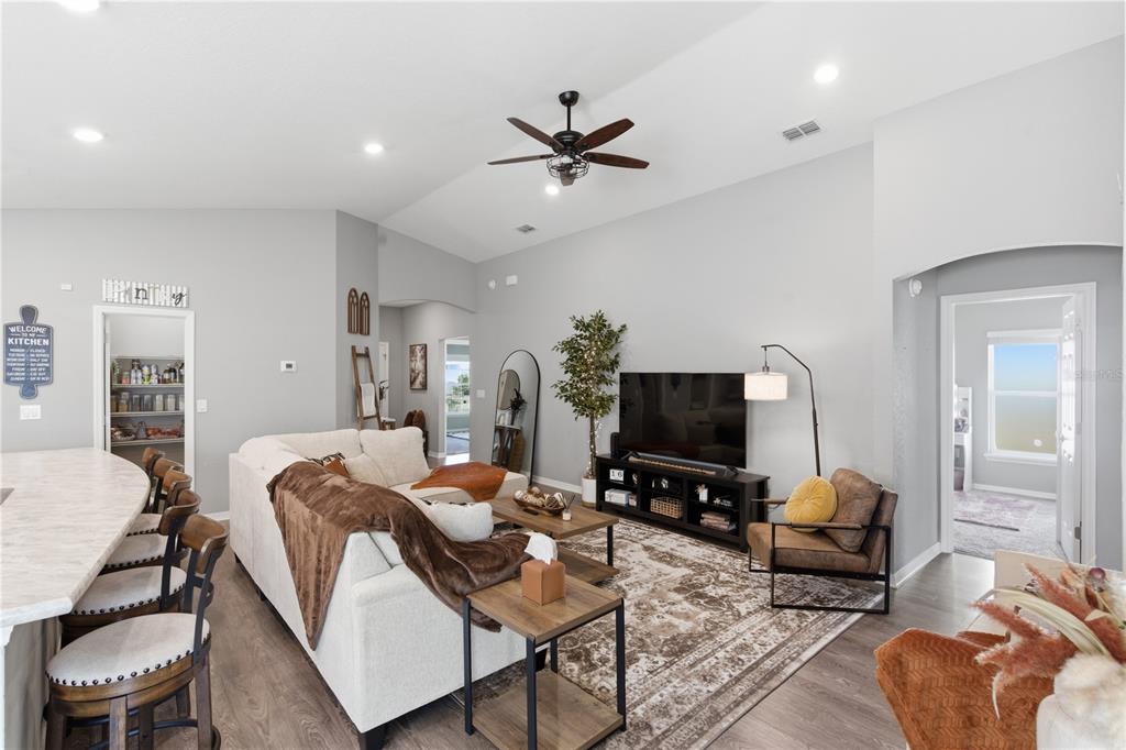 6313 Gardner Road Lakeland, FL 33813 - Photo 7 of 38