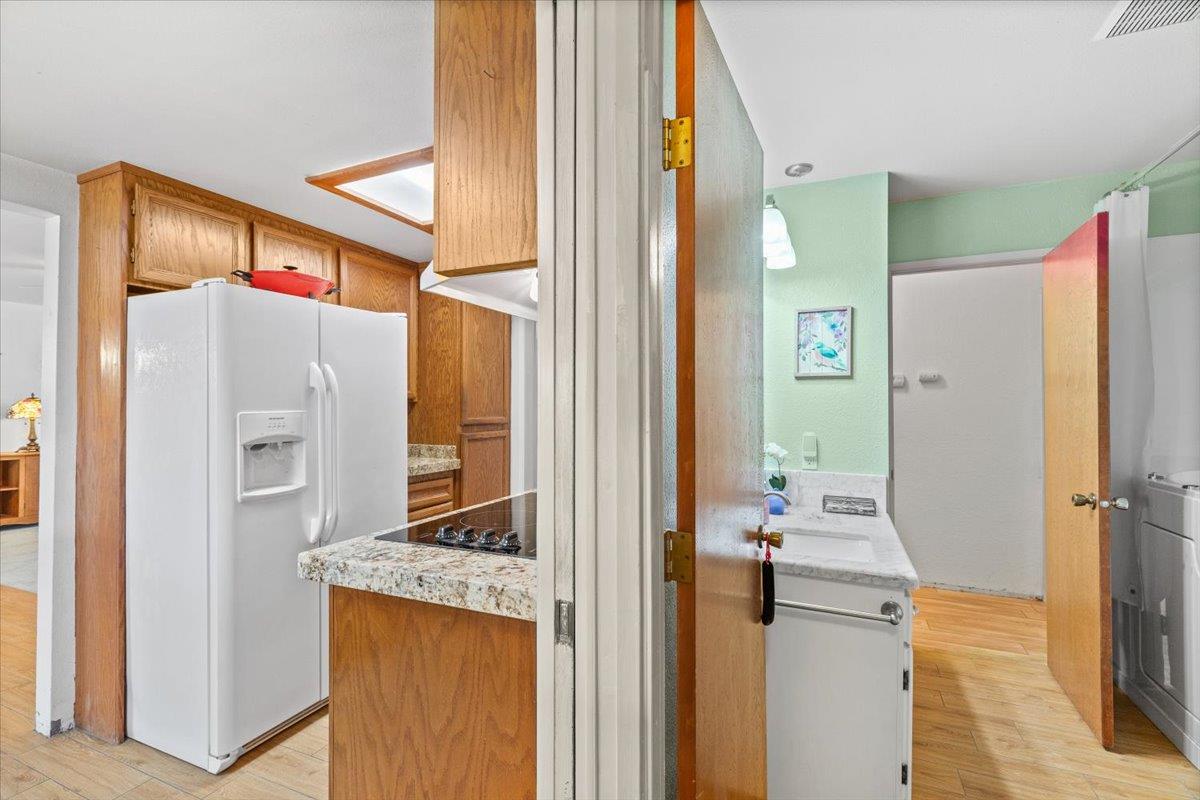 1424 Rose Avenue Modesto, CA 95355 - Photo 25 of 48