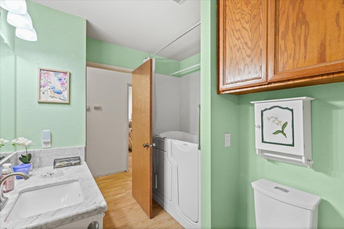 1424 Rose Avenue Modesto, CA 95355 - Photo 26 of 48