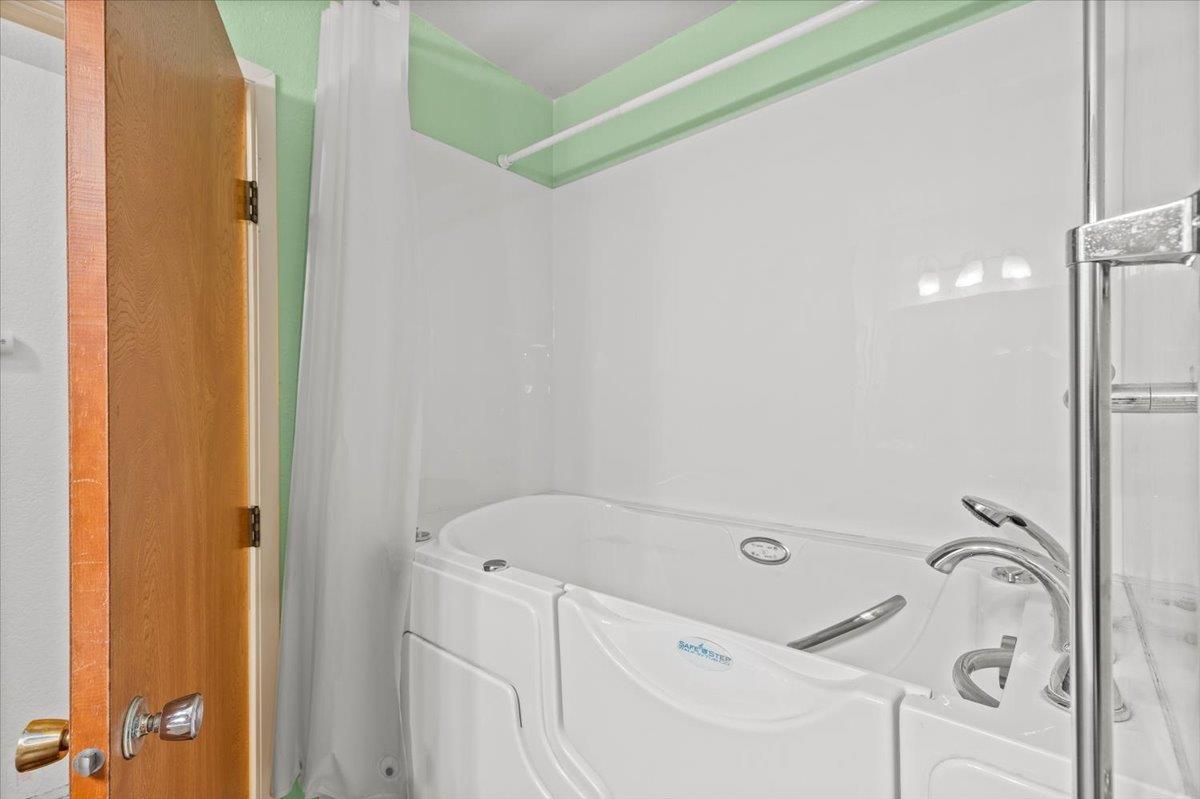 1424 Rose Avenue Modesto, CA 95355 - Photo 27 of 48