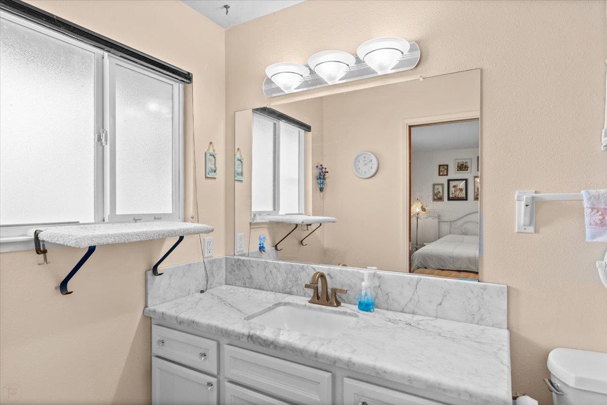 1424 Rose Avenue Modesto, CA 95355 - Photo 36 of 48