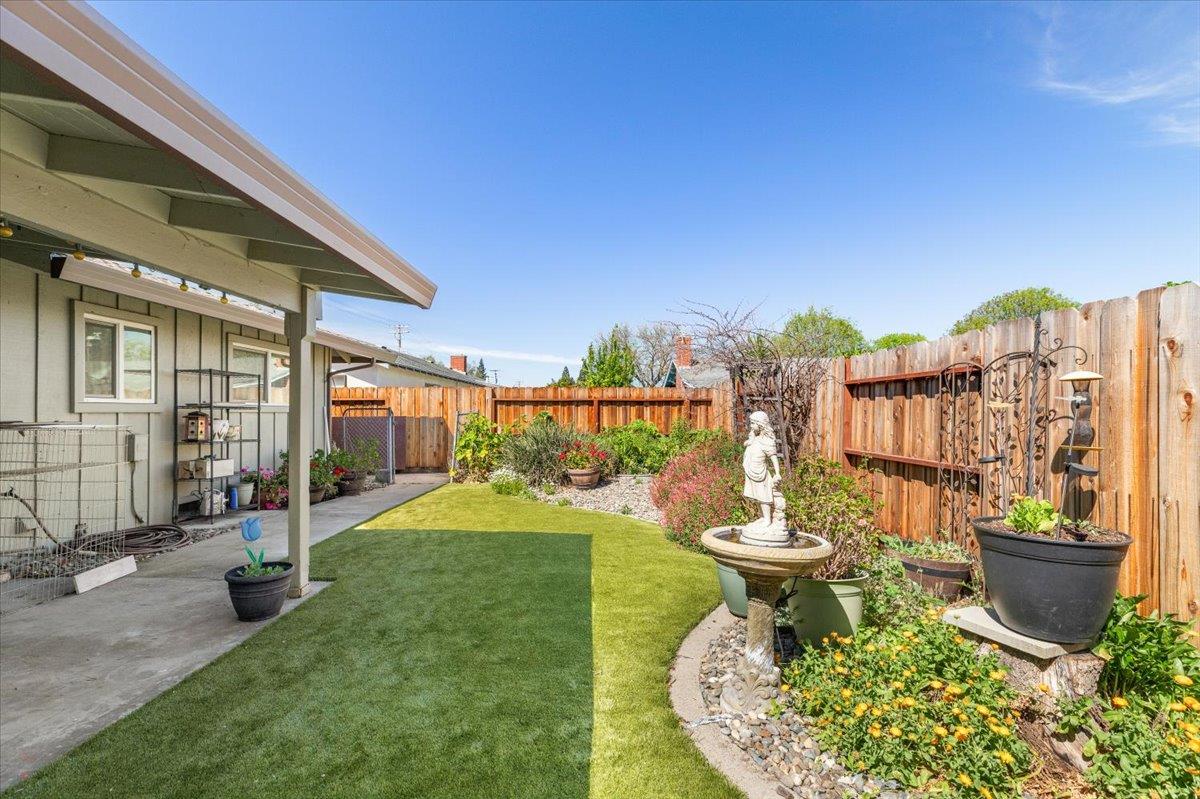 1424 Rose Avenue Modesto, CA 95355 - Photo 44 of 48