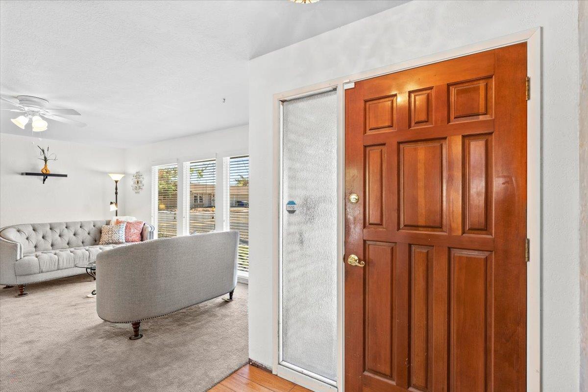 1424 Rose Avenue Modesto, CA 95355 - Photo 9 of 48