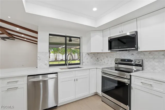 $2,700 | 1914 Southeast 16th Street, Cape Coral, FL 33990