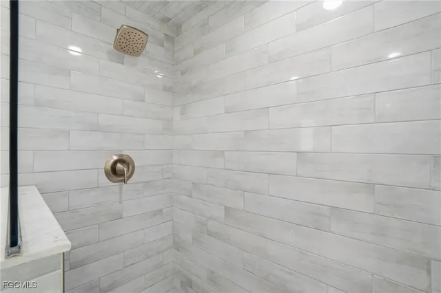 $2,700 | 1914 Southeast 16th Street, Cape Coral, FL 33990