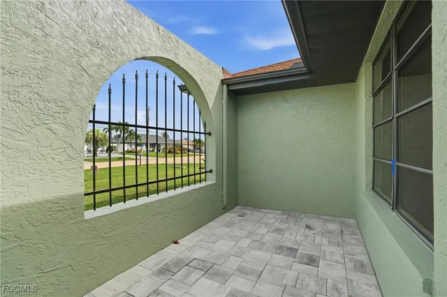 $2,700 | 1914 Southeast 16th Street, Cape Coral, FL 33990
